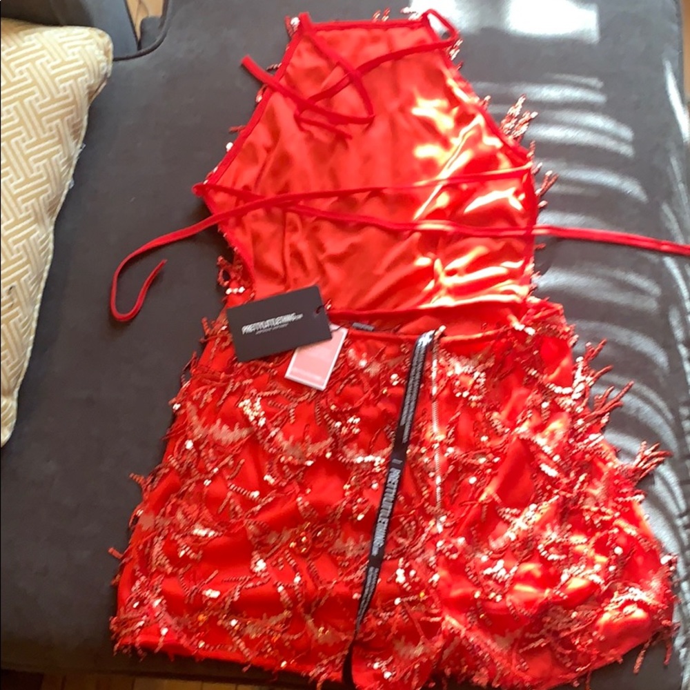 Red romper - Picture 3 of 3
